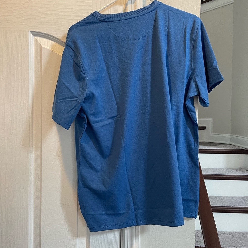 Ladies Fila tee - Picture 2 of 3
